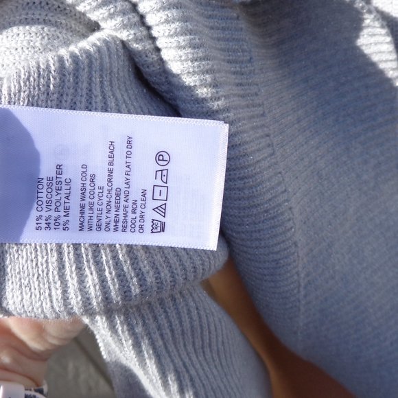 NWT Tommy Bahama OVERSIZED Gray Silver Poncho Boxy Zip Sweater $118 Plus… - Picture 6 of 7